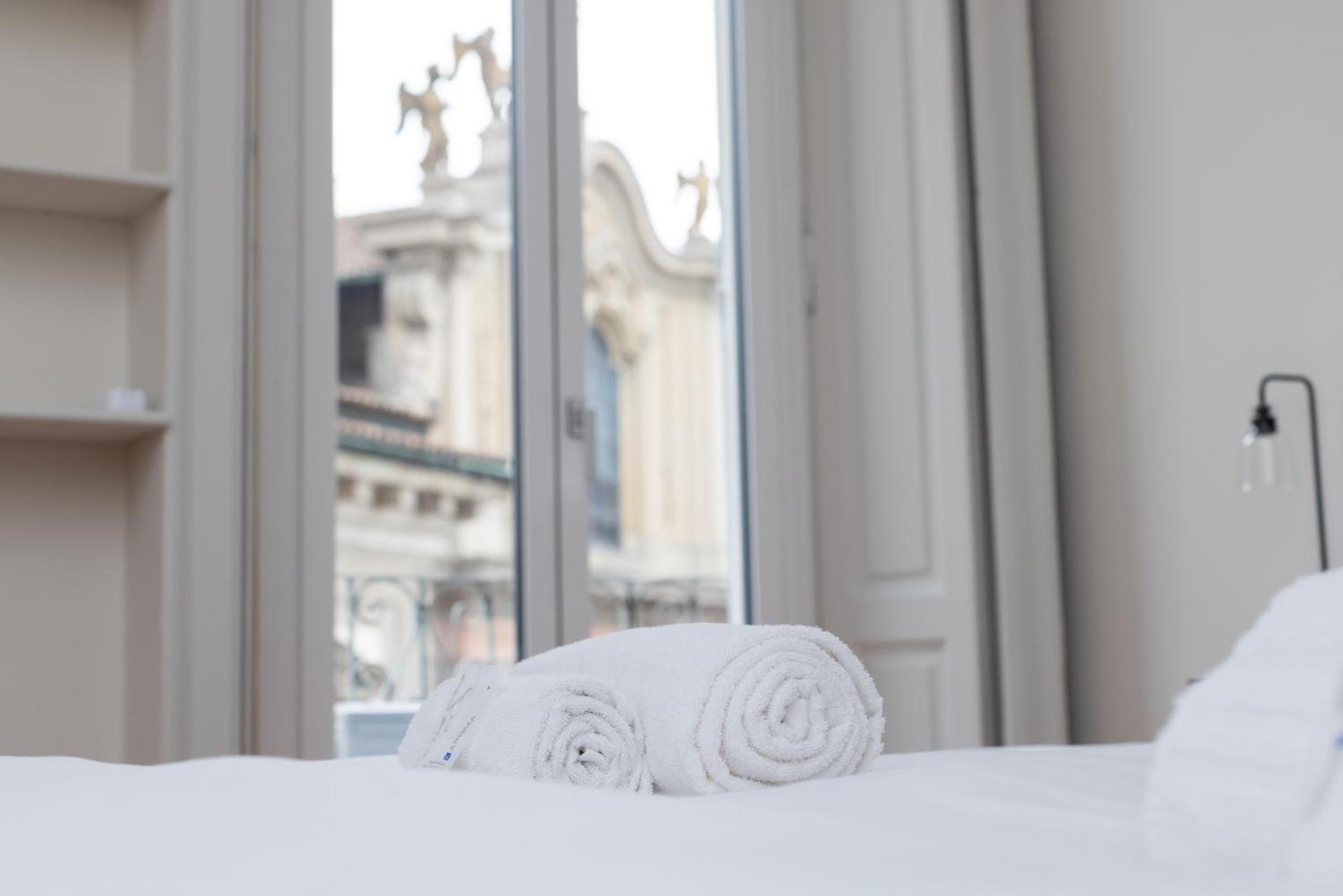 Living Uniqc Apartment - Duomo Milan Extérieur photo
